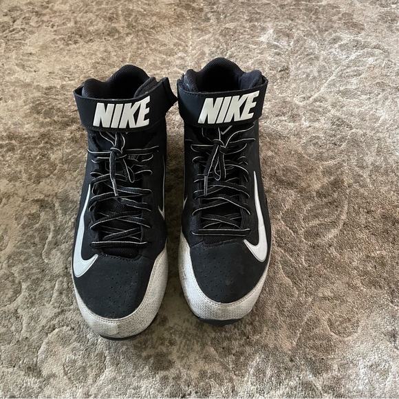 Nike fastflex football cleats size 9.5 men’s good used condition. High top. - Picture 1 of 7